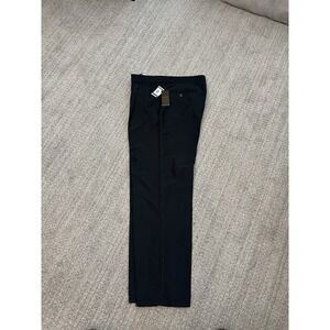 Tasso Elba Golf pants featuring a 35W 32L